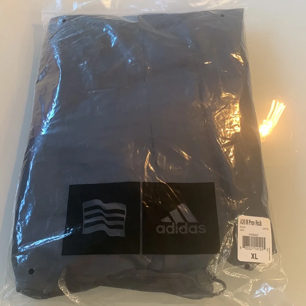 Adidas jacket - Picture 13 of 13